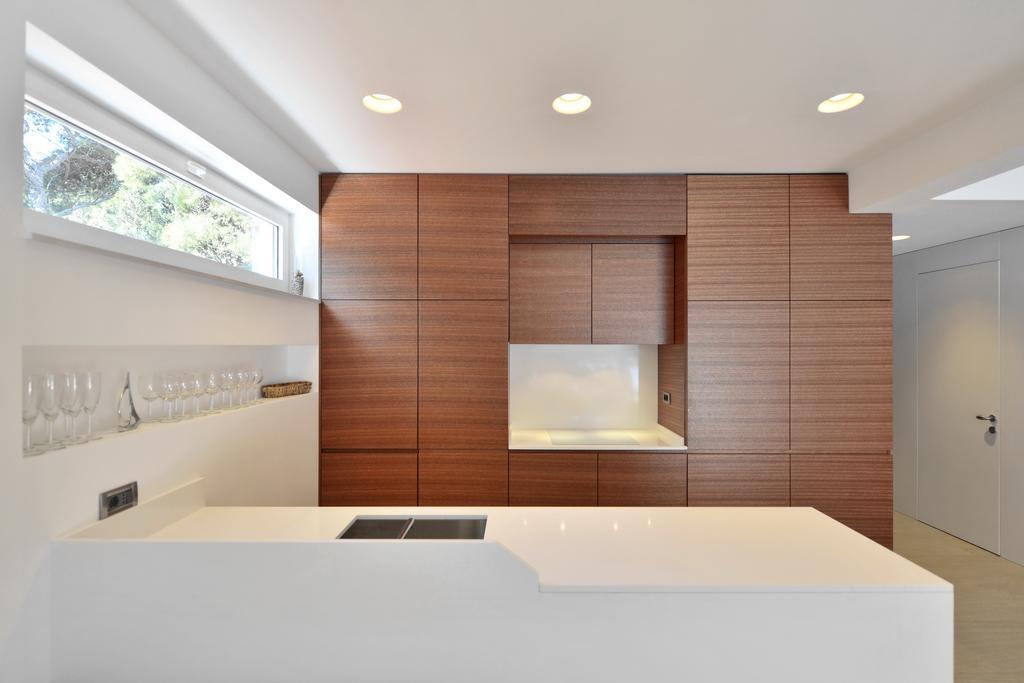 Chiponsky One - 5 Star Beachfront Property Bol Exterior foto